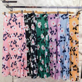 Saia plissada estampa de flor